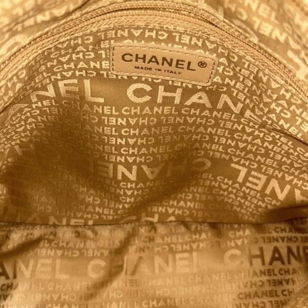 CHANEL Tan Hobo Bag - Picture 11 of 16